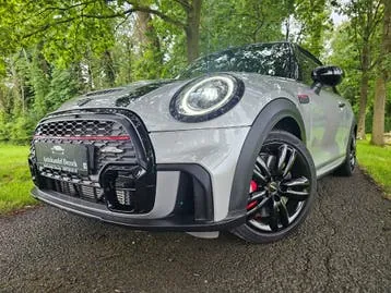 Mini Cabrio 2024 photo 2