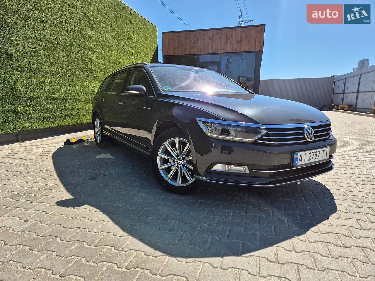 Volkswagen Passat 2019 photo 2