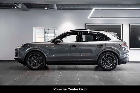 Porsche Cayenne 2024 photo 2
