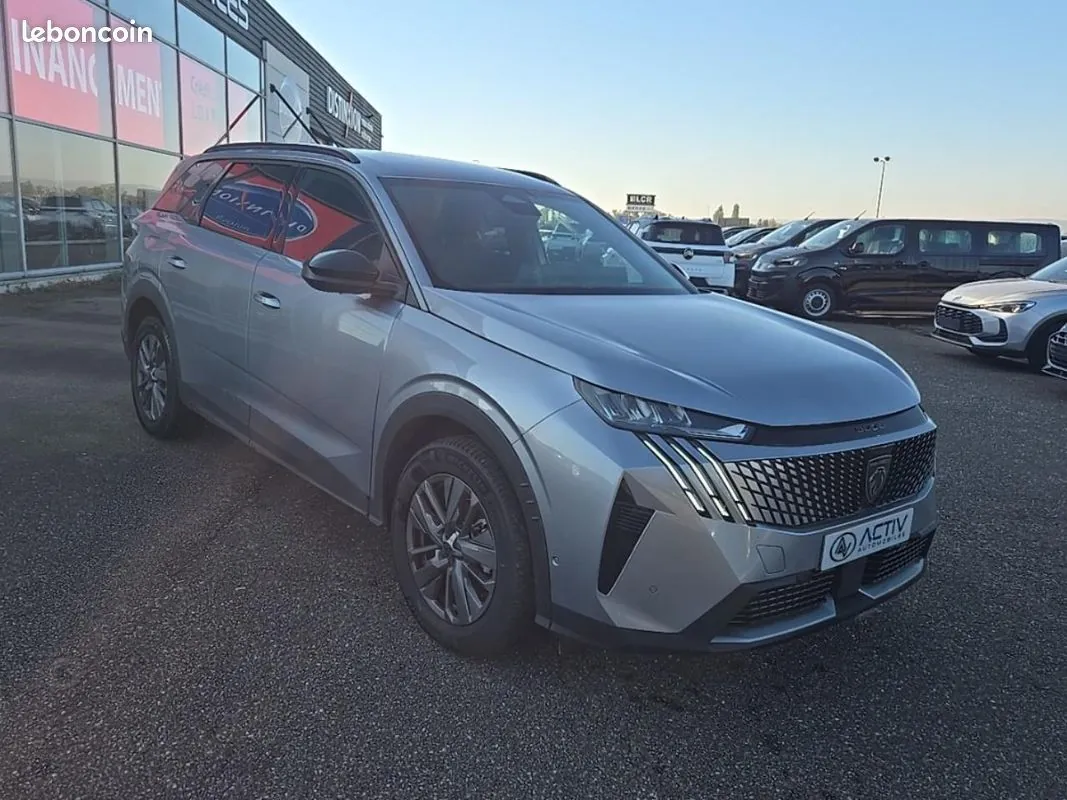 Peugeot 5008 2025 photo 3