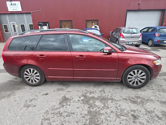 Volvo V50 2009 photo 5
