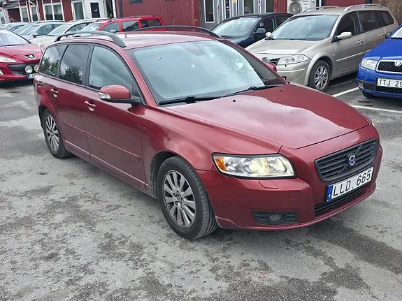 Volvo V50 2009 photo 2