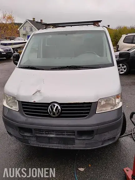 Volkswagen Transporter 2009 photo 2