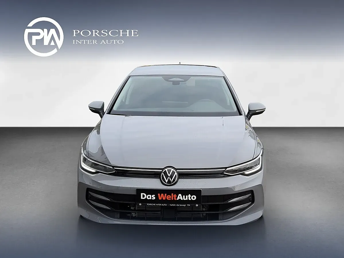 Volkswagen Golf 2026 photo 2
