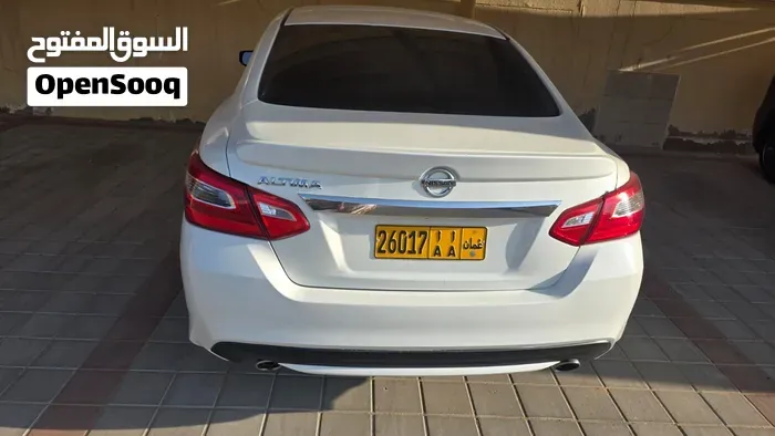 Nissan Altima