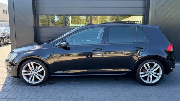 Volkswagen Golf 2013 photo 3