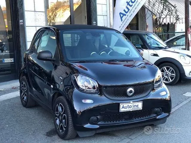 Smart Fortwo 2018 photo 2
