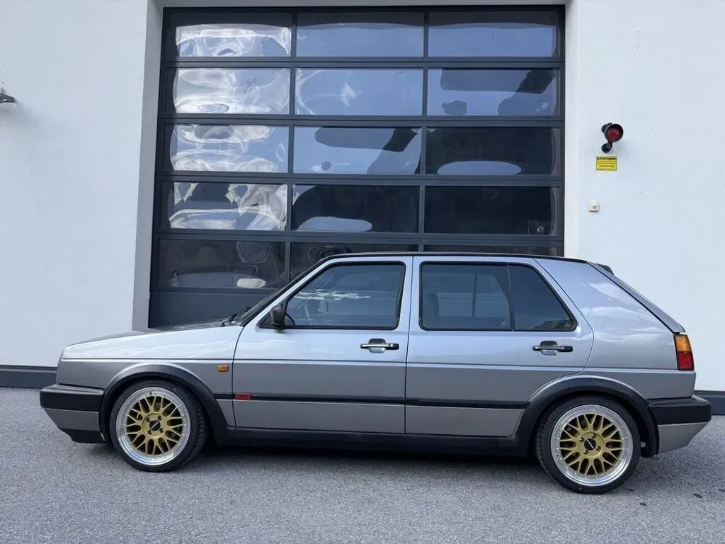 Volkswagen Golf Gti 1989 photo 2