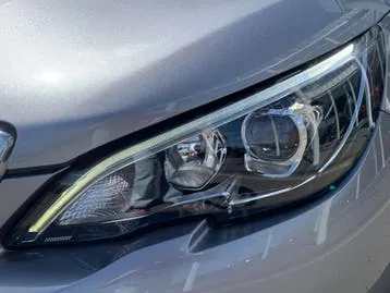 Peugeot 308 2021 photo 2