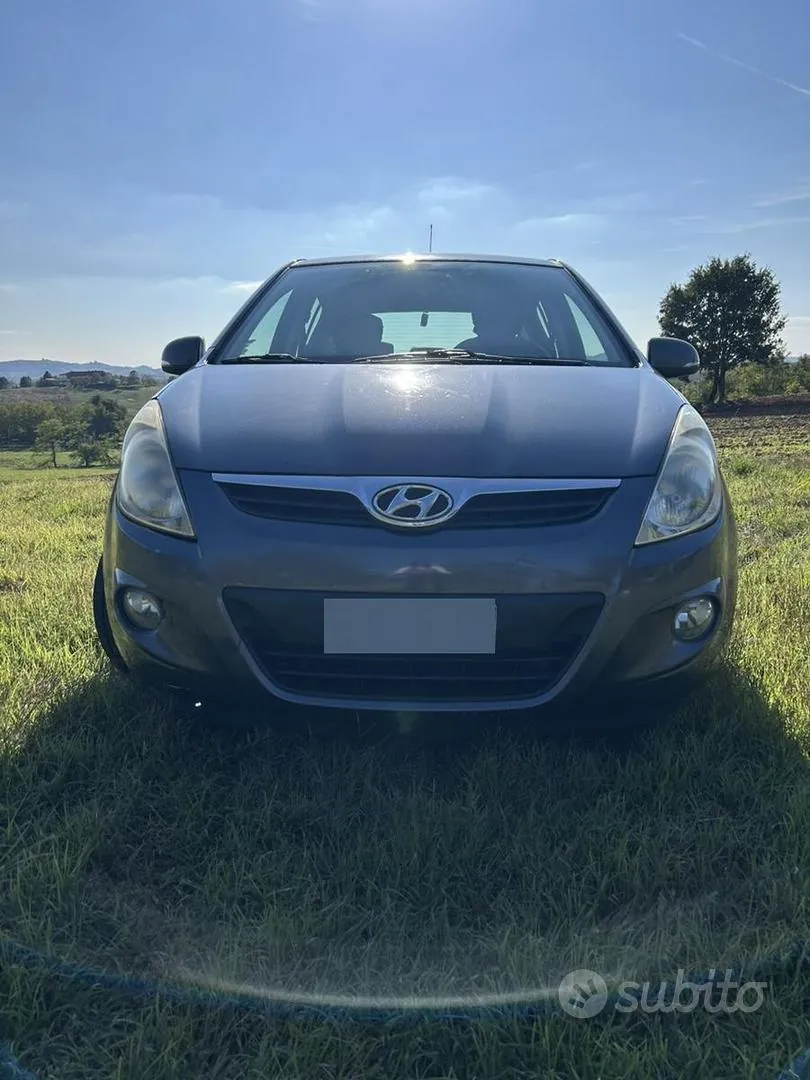 Hyundai I20 2011 photo 3