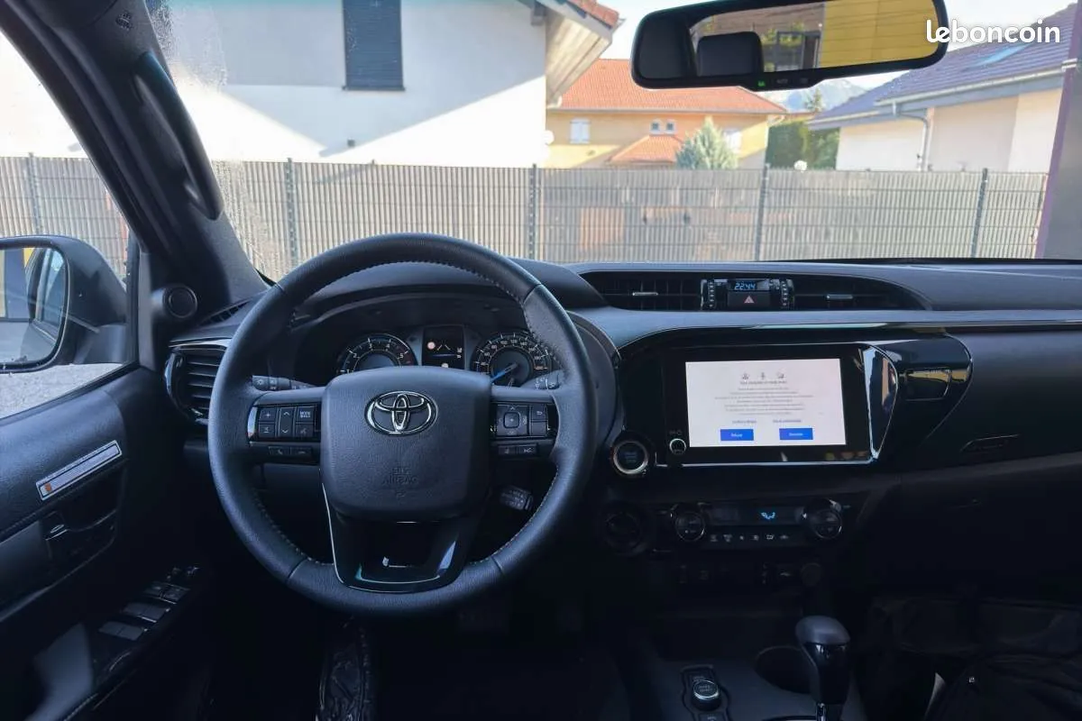 Toyota Hilux 2026 photo 3