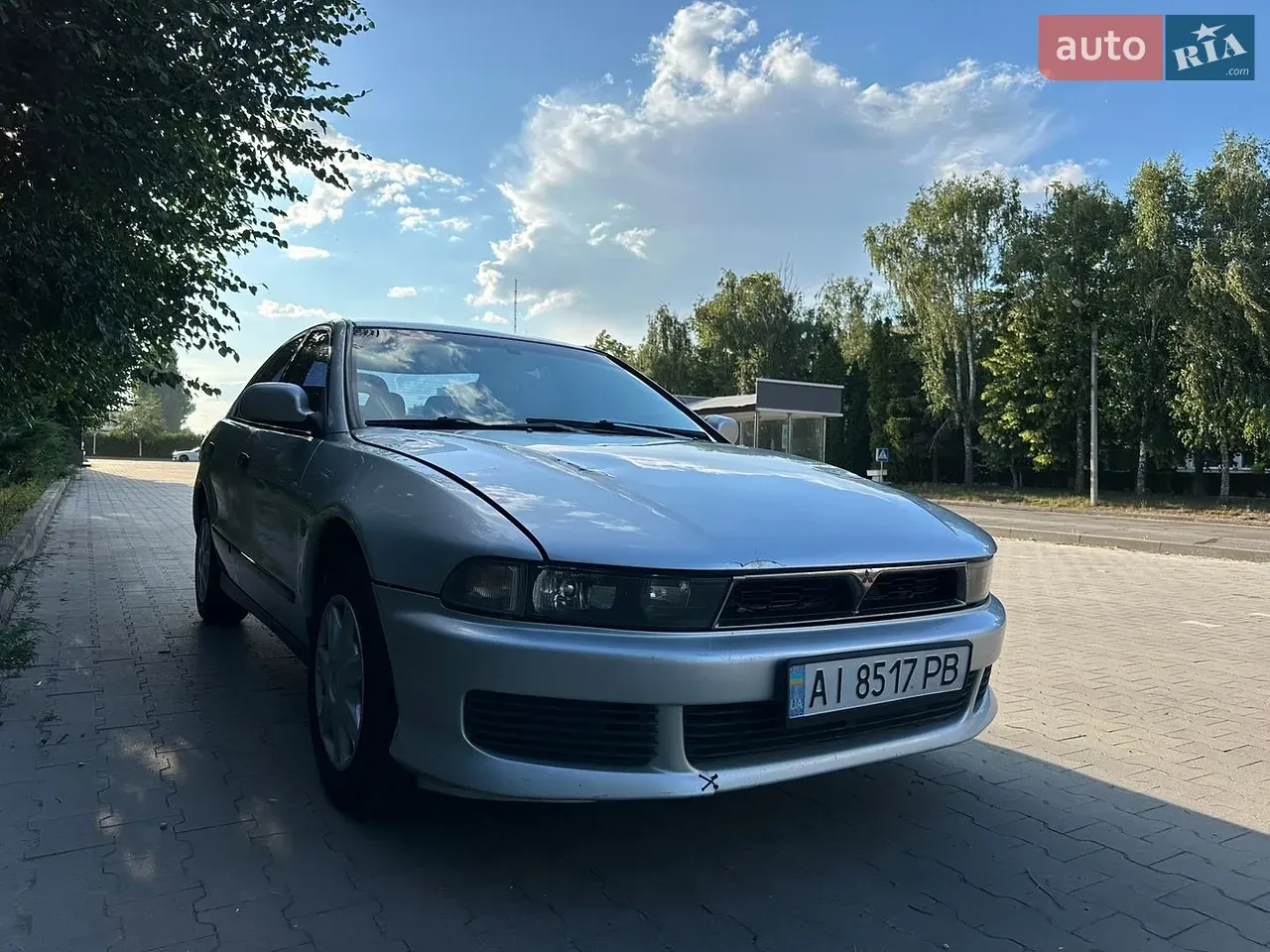 Mitsubishi Galant