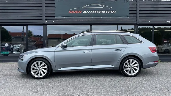 Skoda Superb 2016 photo 2
