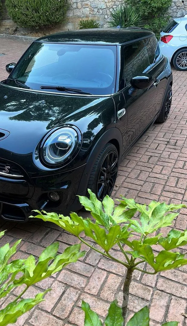 Mini Cooper S 2020 photo 2