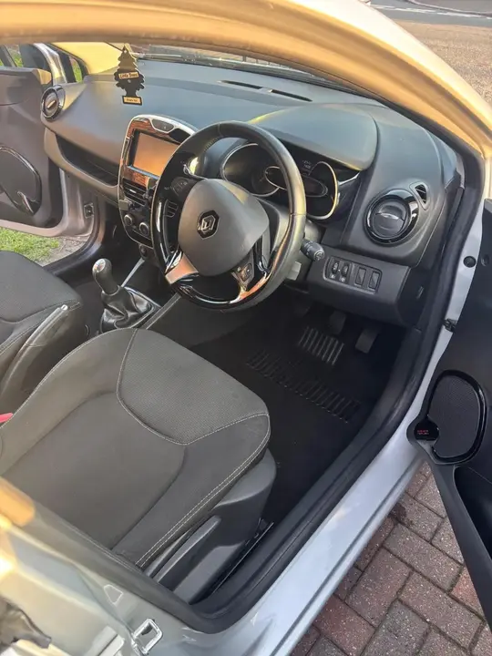 Renault Clio 2015 photo 5