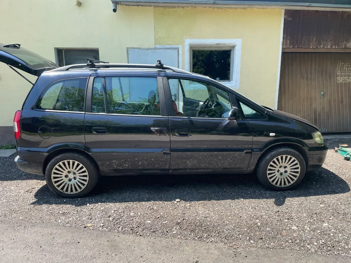 Opel Zafira 2005 photo 3