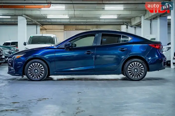 Mazda 3 2017 photo 4
