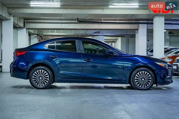 Mazda 3 2017 photo 3