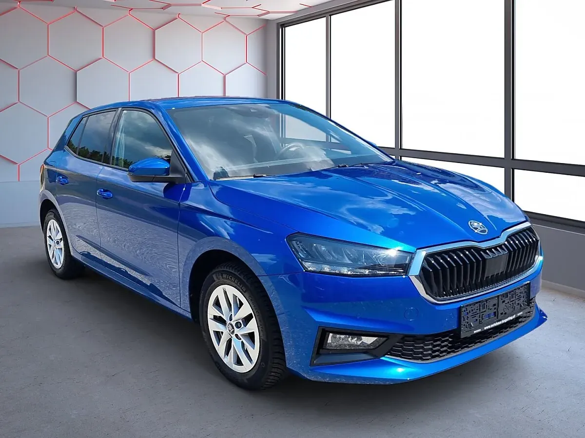Skoda Fabia 2025 photo 2