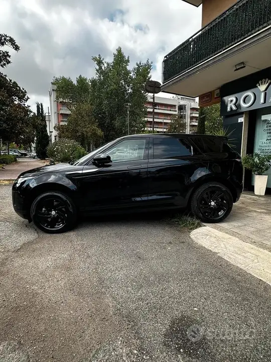 Land Rover Range Rover Evoque 2020 photo 2