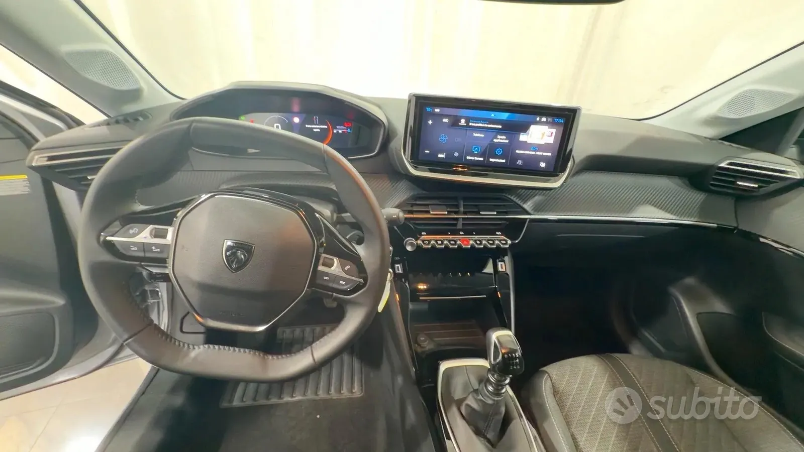 Peugeot 208 2025 photo 5