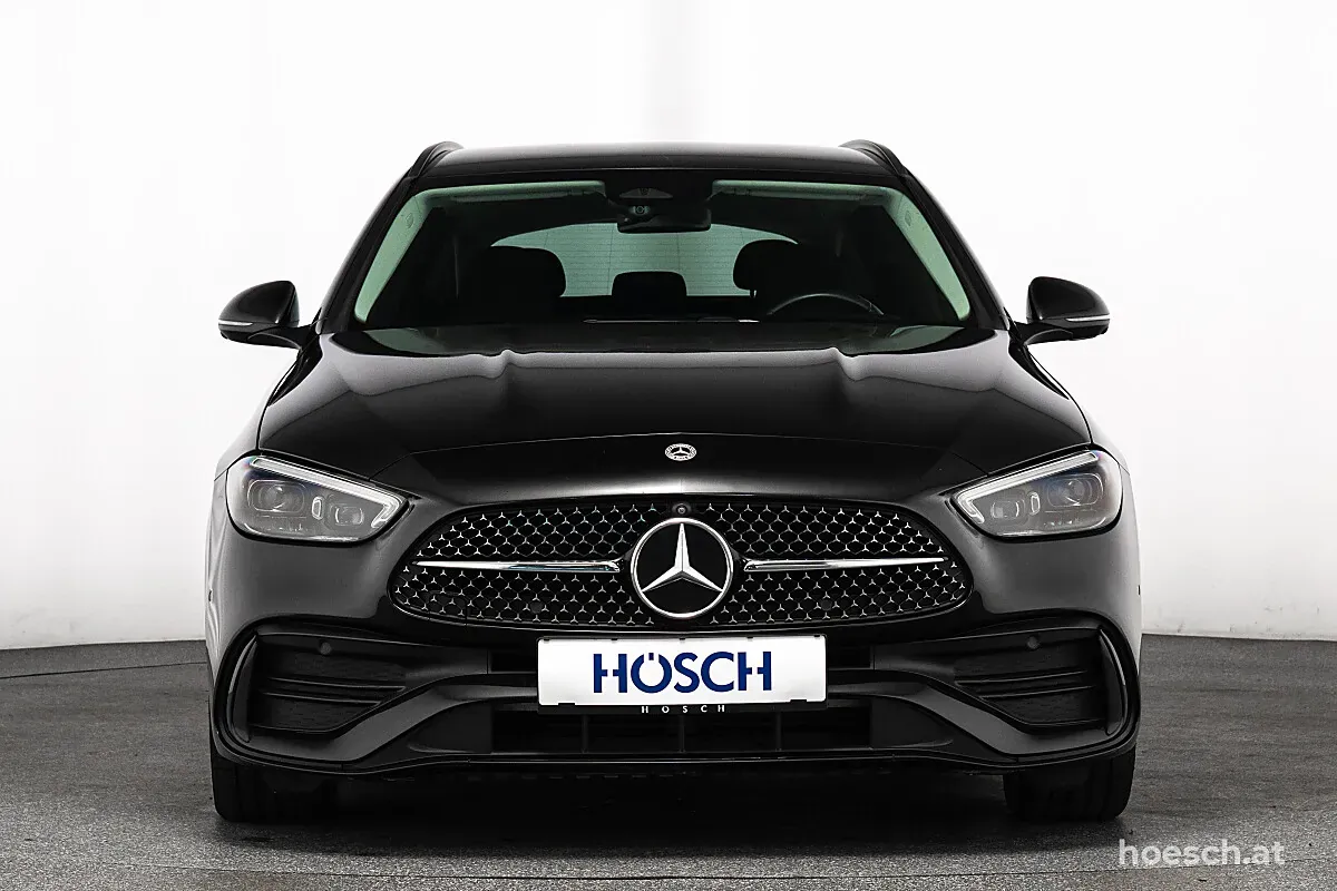 Mercedes-Benz C-Class 2023 photo 2