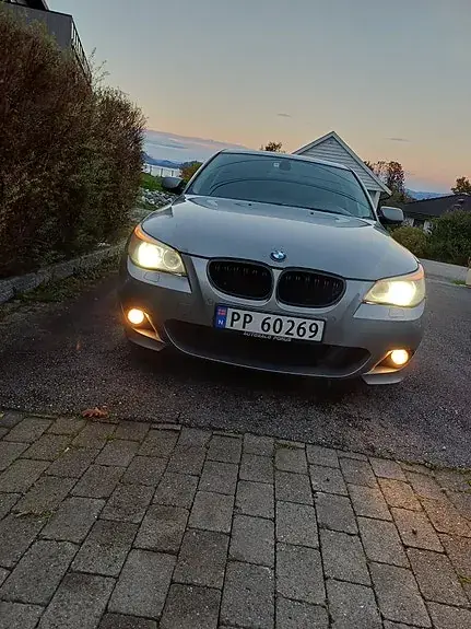 BMW 520I 2004 photo 3