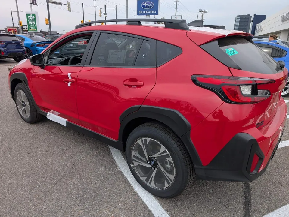 Subaru Crosstrek 2026 photo 2