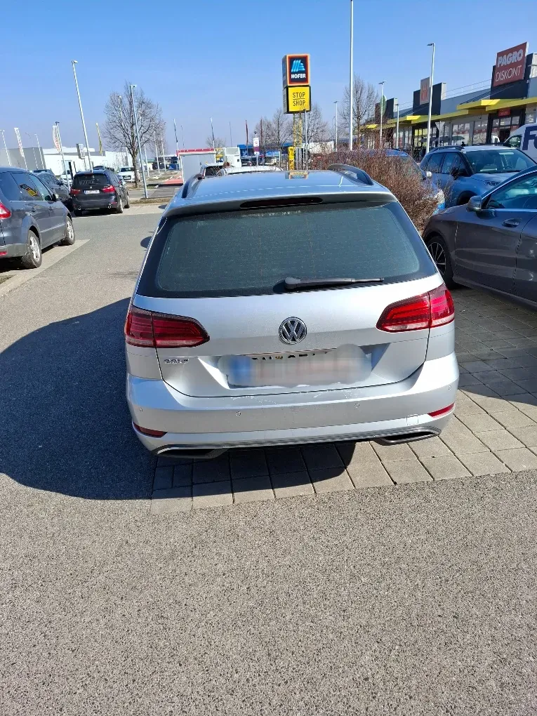 Volkswagen Golf Variant 2019 photo 3