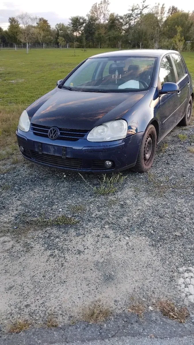 Volkswagen Golf 2005 photo 2