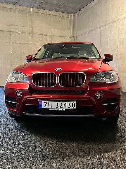 BMW X5 2011 photo 2