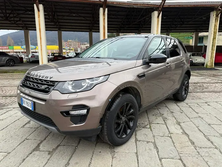 Land Rover Discovery Sport 2017 photo 3