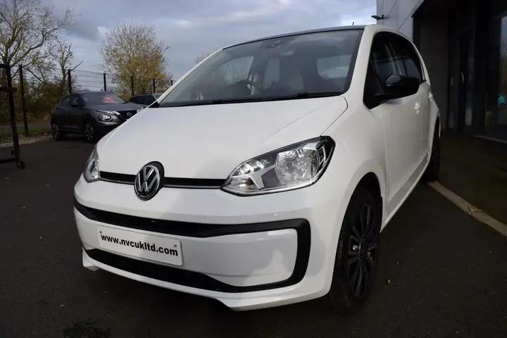 Volkswagen Up 2023 photo 5