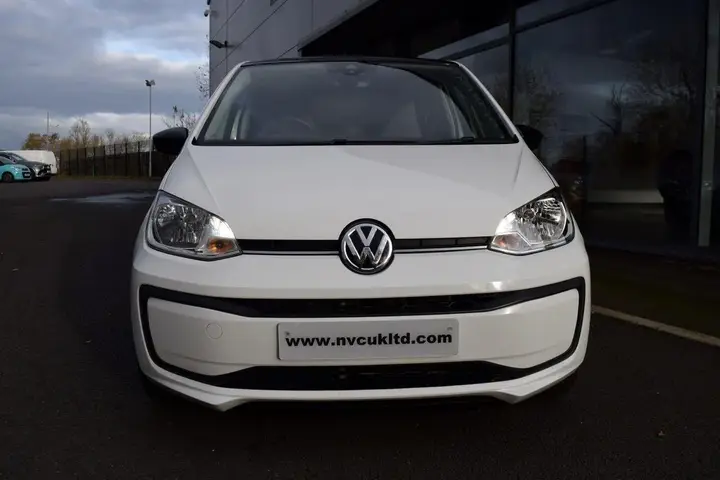 Volkswagen Up 2023 photo 4