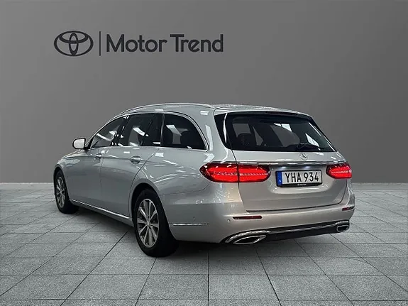 Mercedes-Benz E220 2017 photo 2