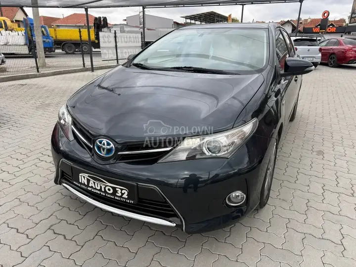 Toyota Auris 2013 photo 4