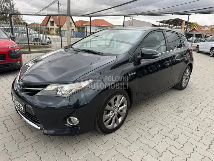 Toyota Auris 2013 photo 5