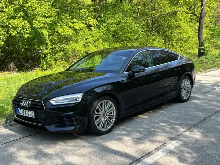 Audi A5 2017 photo 2