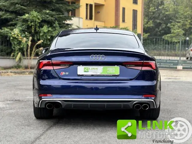 Audi A5 2018 photo 2