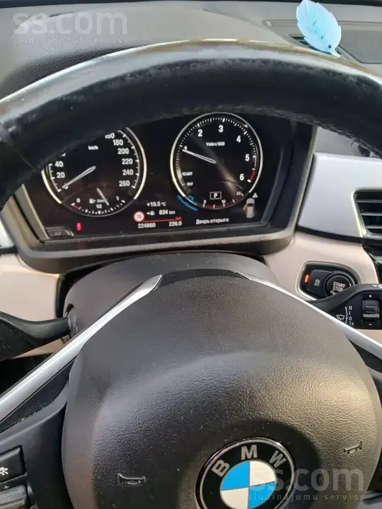 BMW X1 2019 photo 2