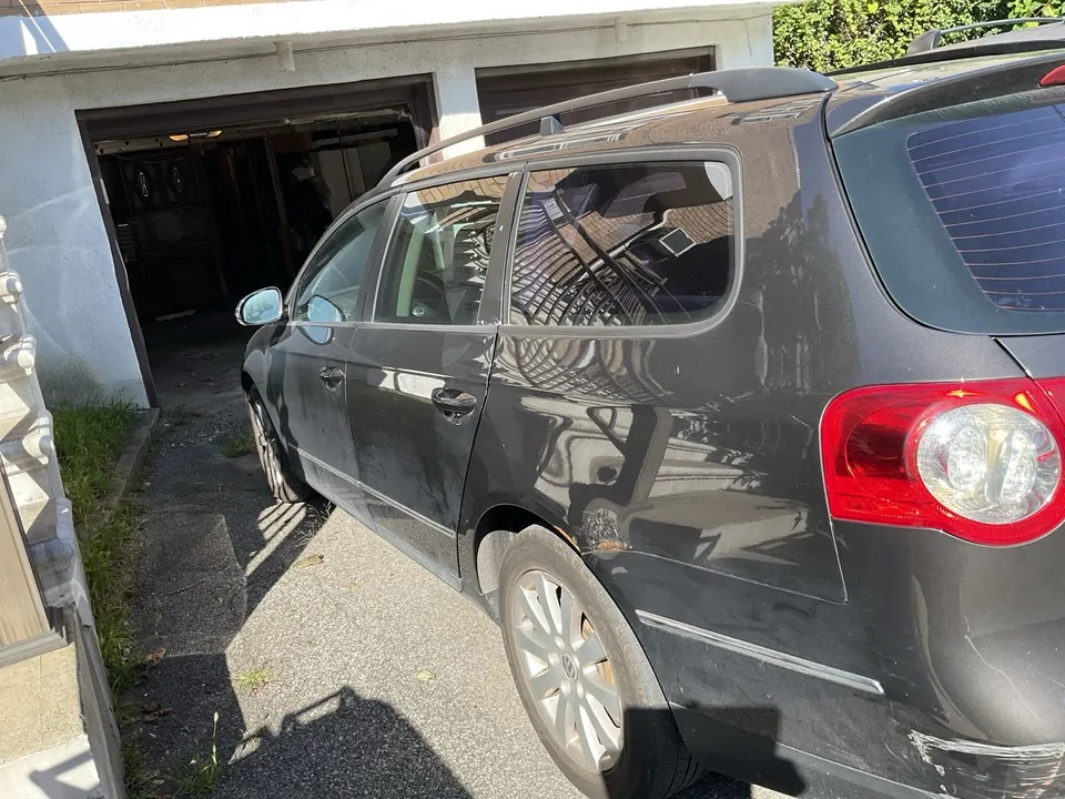 Volkswagen Passat 2009 photo 2