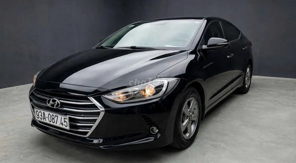 Hyundai Elantra 2017 photo 2