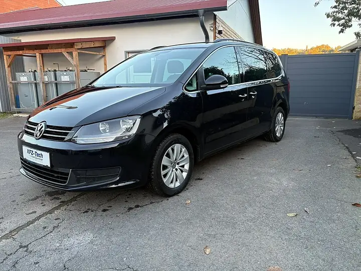 Volkswagen Sharan 2013 photo 2