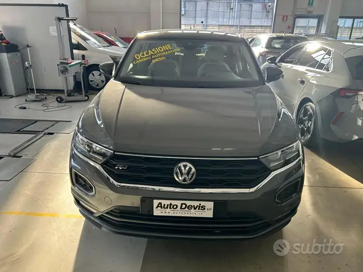 Volkswagen T-Roc 2020 photo 2