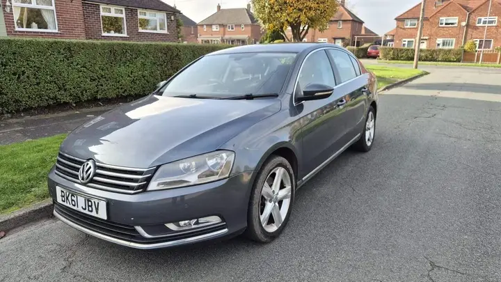 Volkswagen Passat 2011 photo 3