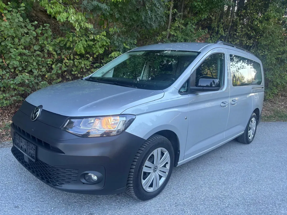 Volkswagen Caddy Maxi 2022 photo 2