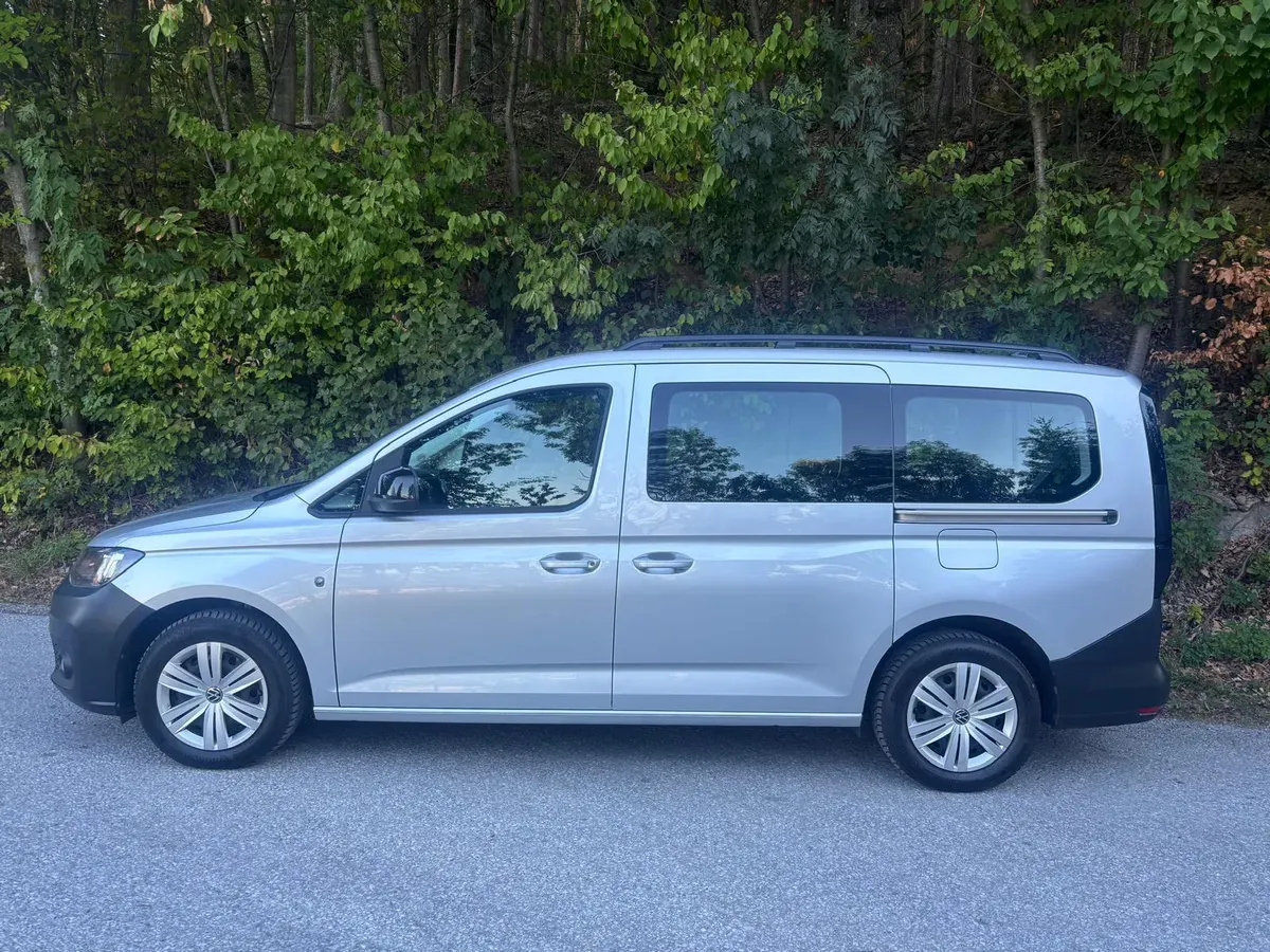 Volkswagen Caddy Maxi 2022 photo 3