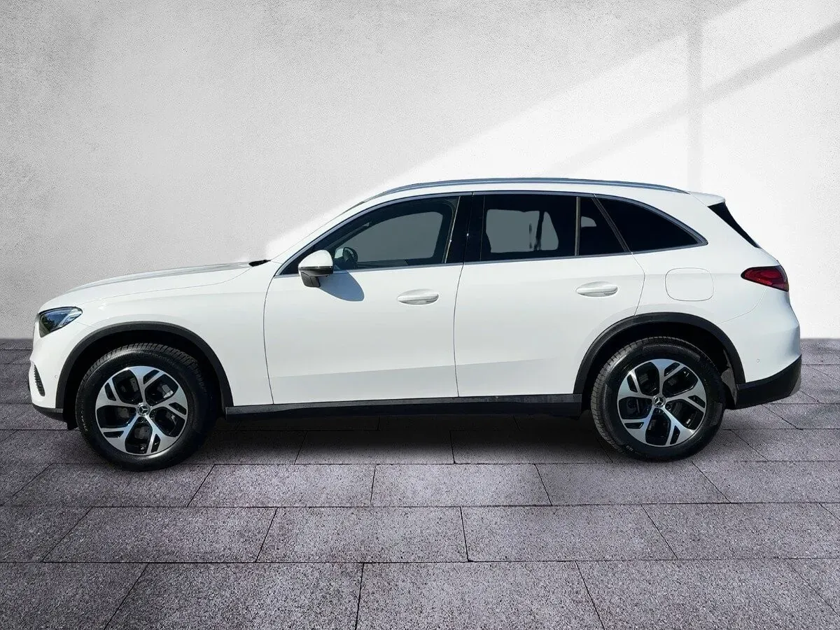Mercedes-Benz Glc-Class 2025 photo 3
