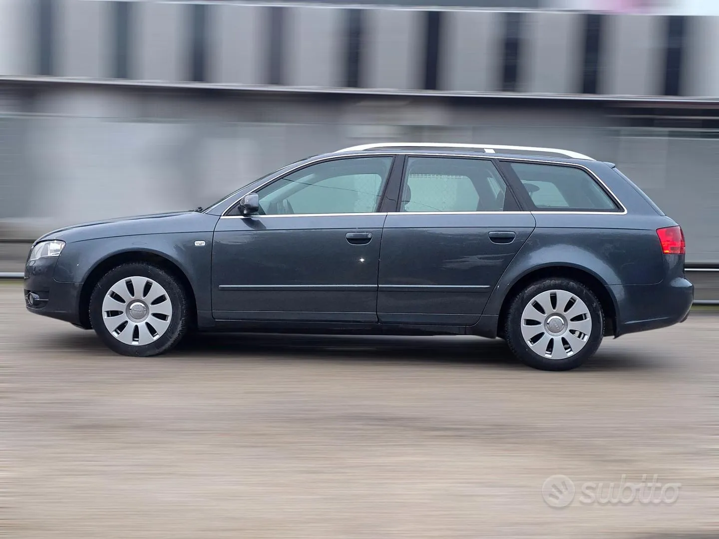 Audi A4 2005 photo 4