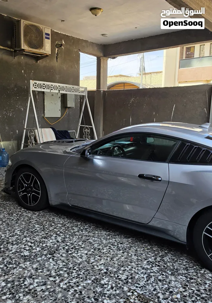 Ford Mustang 2022 photo 3